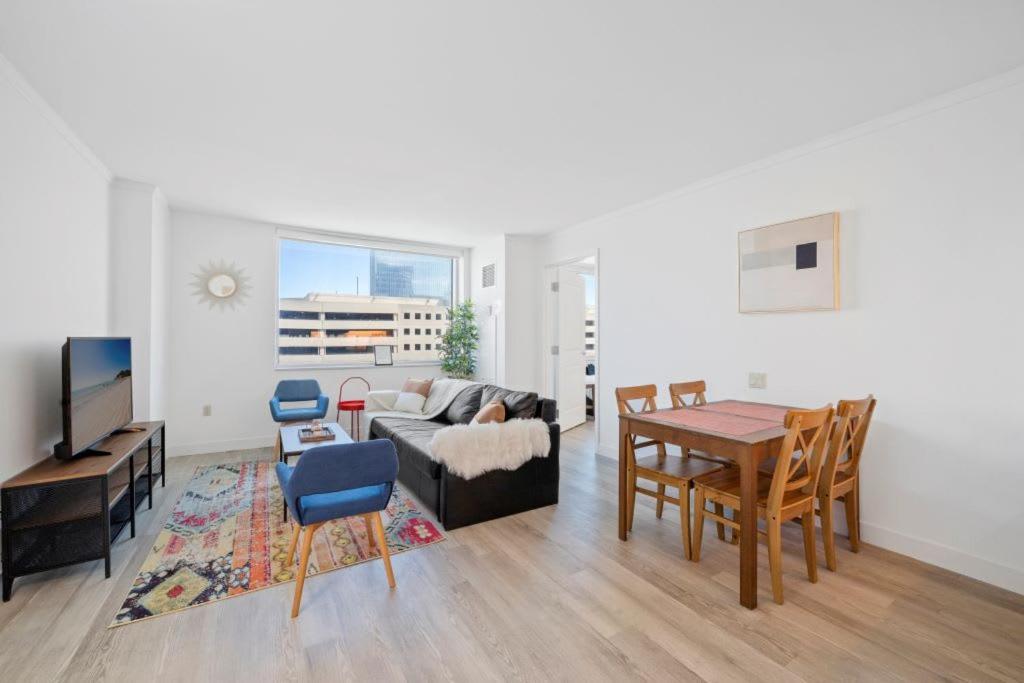 Astonishing Ocean Front Condo Cozysuites At Showboat 애틀랜틱시티 외부 사진